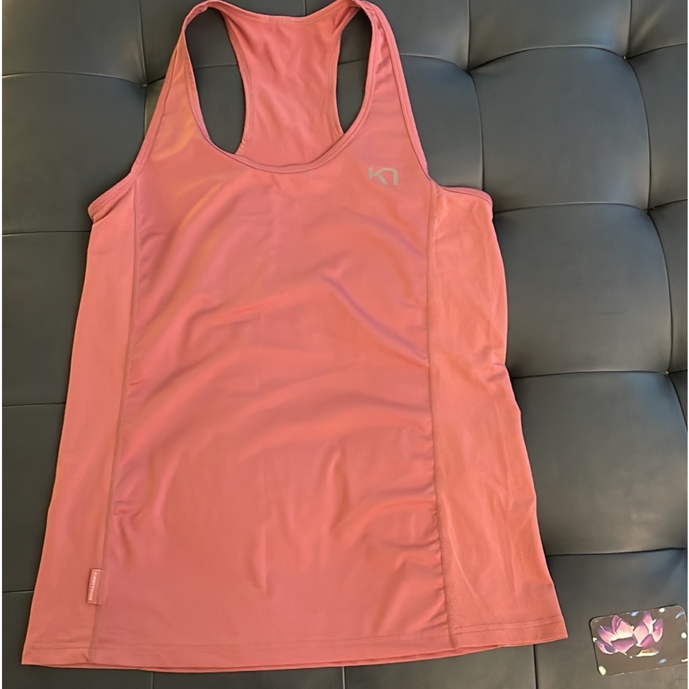 Mauve fitness tank